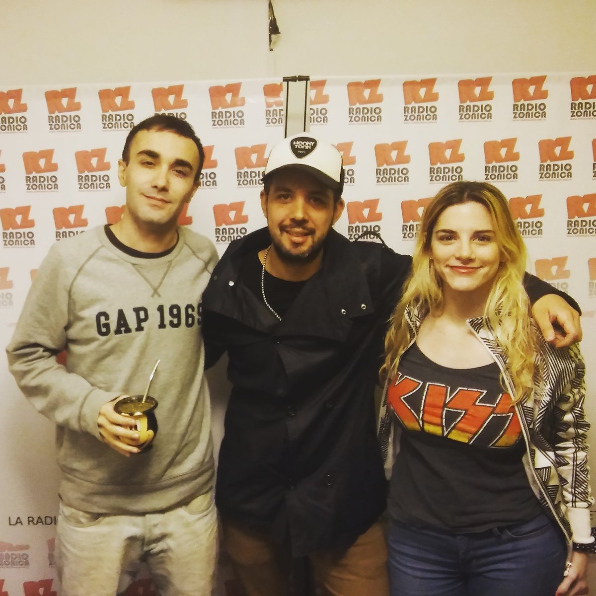 _SilenzioStampa's tweet photo. Se viene la palabra de los chicos de @ultimamarea en @RADIOZONICA.

Sintonizá ➡ https://t.co/ZEOQPwkNGv https://t.co/CXknb7Ukr4