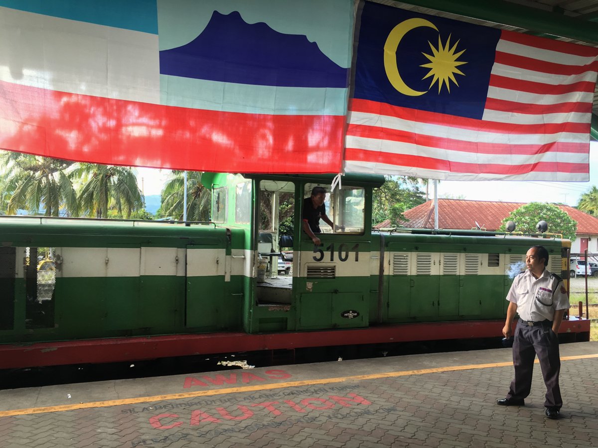 NTPMalaysia's tweet photo. Read the latest on #MalaysiaUntold - memory, duty and marriage on the Sabah State Railway https://t.co/hVlca1oGRf https://t.co/FLx7mdNFUn