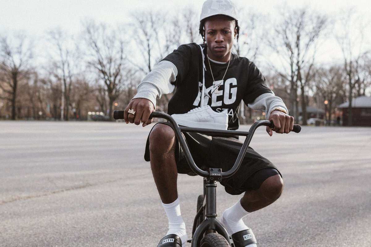 tomxnguyen's tweet photo. Okay @joeyBADASS, I see you on that bmx grind in the @KithSet x @BAPEOFFICIAL! #fiegsta #bikelife https://t.co/d0bE7vEUE8