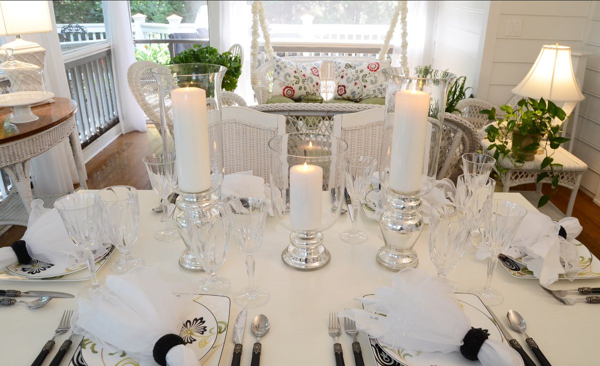 NelsEvents's tweet image. Table setting
