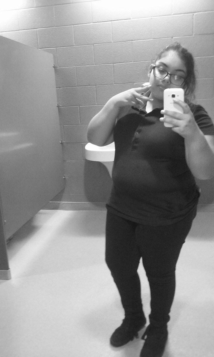 Angel54624's tweet photo. At school I act different but at home am myself. #actmyself https://t.co/J8uxEr2X7T