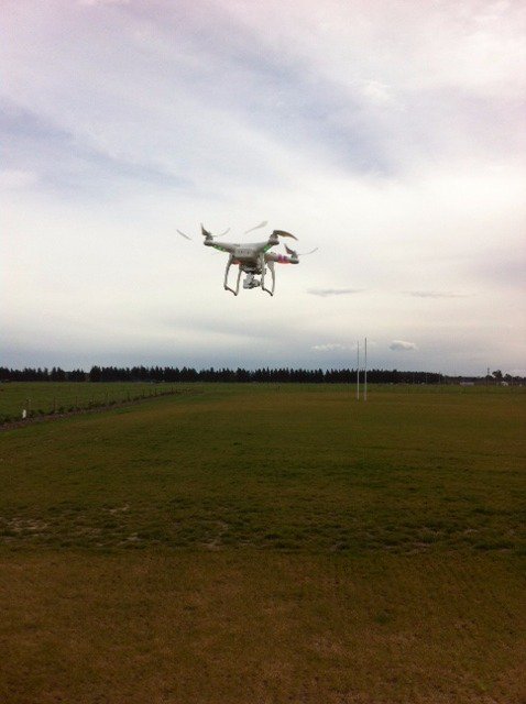 HaydenShaw32's tweet image. #playingwithdrones @RollestonCol @shanks_lynda in control, @SteveSaville12 deep in thought