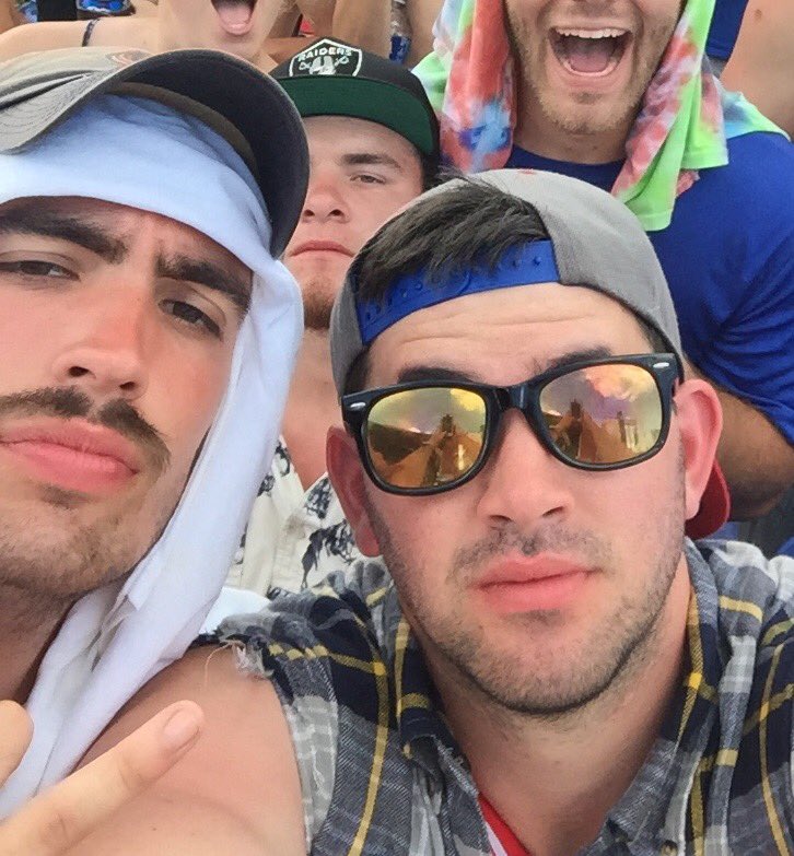 Duto_Baller15's tweet image. Happy Birthday bro, hope you have an awesome day #Boys4Life @TimmerG5