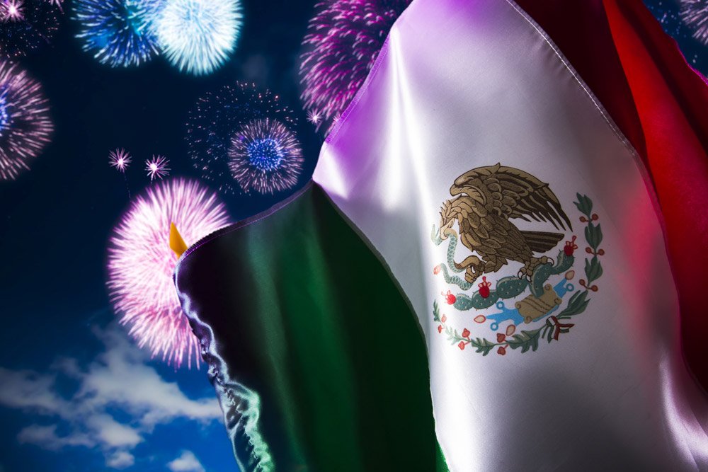 sonarmx's tweet photo. Viva México!!! 🎉 Viva su gente!!! 💚❤ #VivaMéxico #GritodeIndependencia #México https://t.co/ZFnu3PODh4