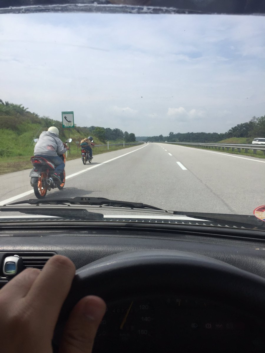 rahhimramly's tweet photo. #Road2Intern https://t.co/ctfeg0SeFG