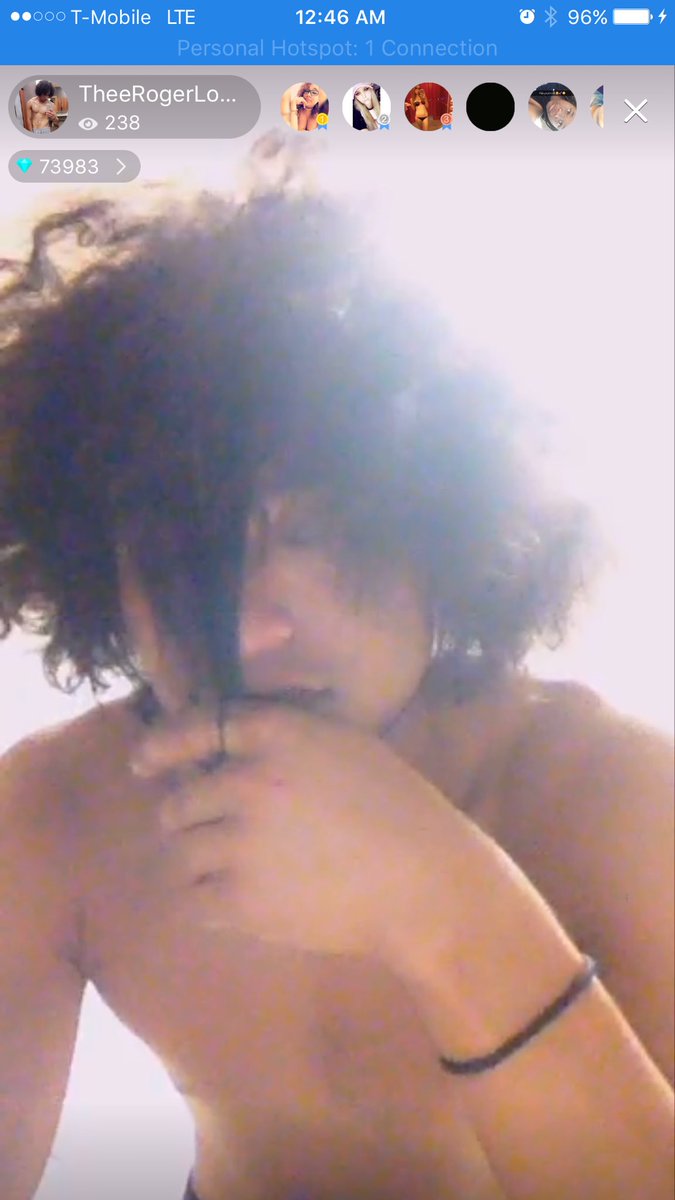 charmolipi_xo's tweet photo. @TheeRogerLopez when he says he's cutting his hair & you're just like 😡😤🙄😒😕 #AgainstIt #ButEitherWayYouStillBaeAf 😏 https://t.co/N1Fzt0b3bU