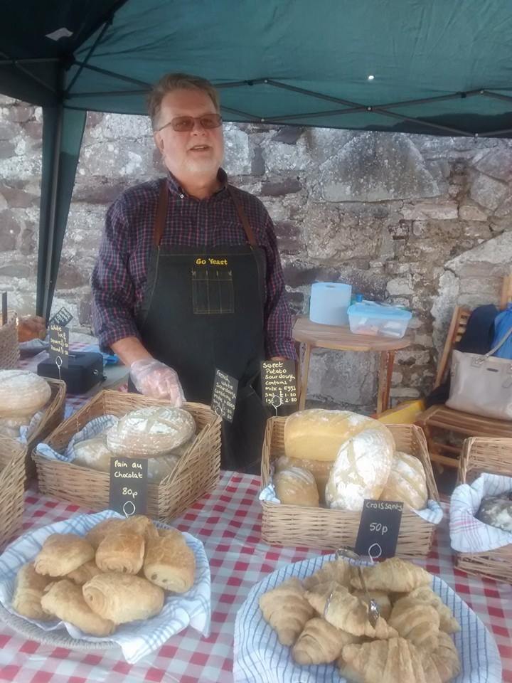IndieFude's tweet photo. Ken from #GoYeast is with us instore 2moro from 11am, to teach us about #SourdoughSeptember #freestarters #realbread https://t.co/uoiPHHEiYd
