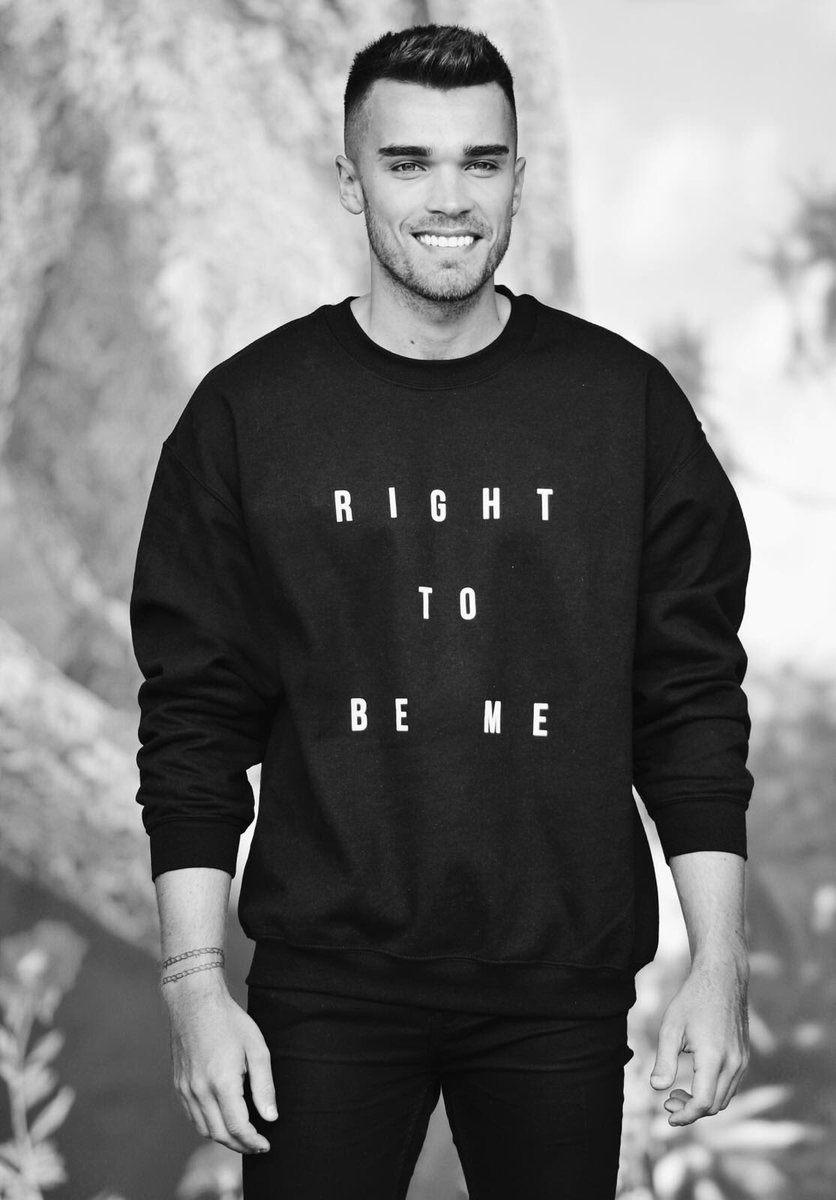 JoshCuthbert's tweet photo. You guys deserve the right to be yourselves. Honoured to be fronting the @NSPCC ' #RightToBeMe ' campaign ❤️ https://t.co/1OY4b3NFuu