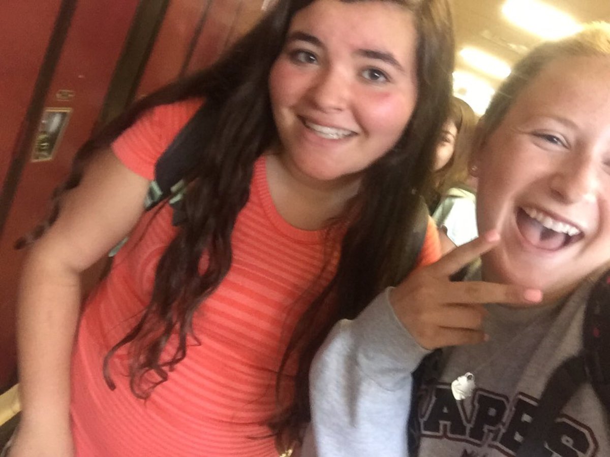 bpsbarber's tweet photo. @MakeMeAMaple Marge throwing the deuce up with her mentee! #M3rocks https://t.co/9OVYaMrROx