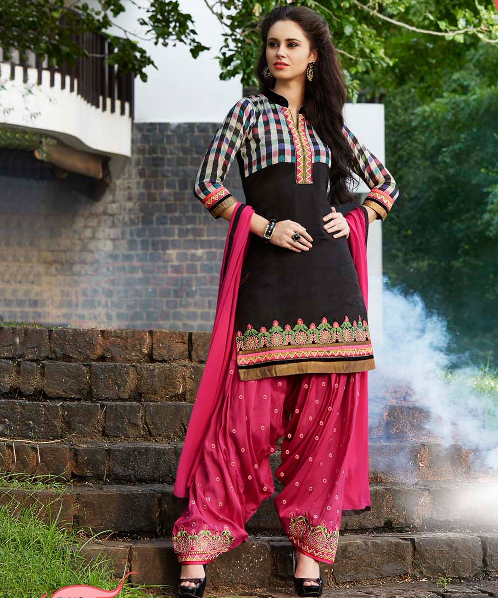 onlineindshop's tweet photo. Latest New Style Patiala Suit Just Only @2499 At Online Shopping India. https://t.co/0G9Ofdimq3 https://t.co/dhkLXDeqel