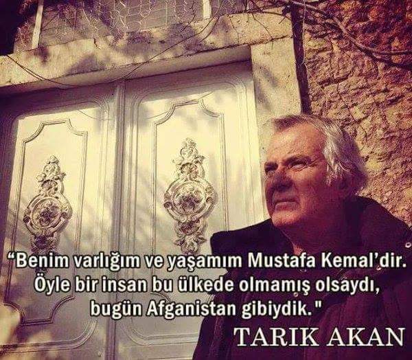 hulya__dz's tweet photo. Sadece jön degildi
Sarayda soytarı olmak yerine
Haksızlığa isyan eden Adam gibi Adamdı #TarıkAkan
Işıklar içinde uyu https://t.co/mHOYSv8Idy