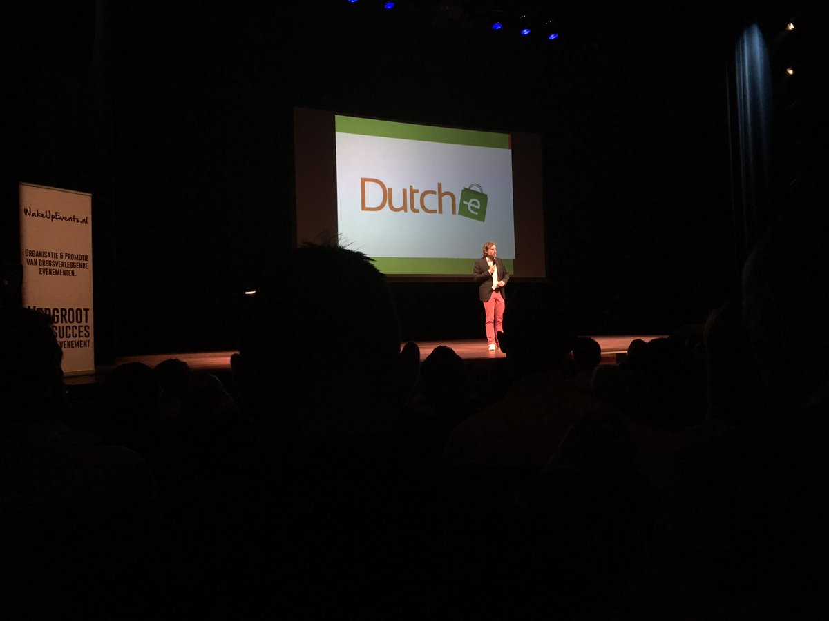 MarloesdeKlerk's tweet photo. Alle digitale trends in 1 dag! #DutchE @TheaterDNK @biebAssen met #JackLab ook aanwezig https://t.co/1Pl2tjusEm