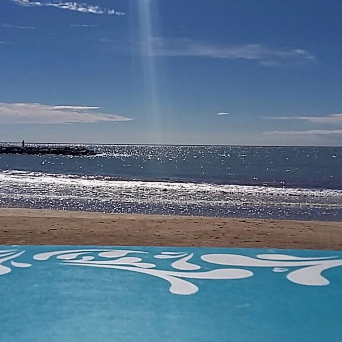 SausalitoSitges's tweet photo. Últim dia entre setmana oberts. Obrirem caps de setmana fins el 12 d'octubre! https://t.co/FPFbWhAyKs