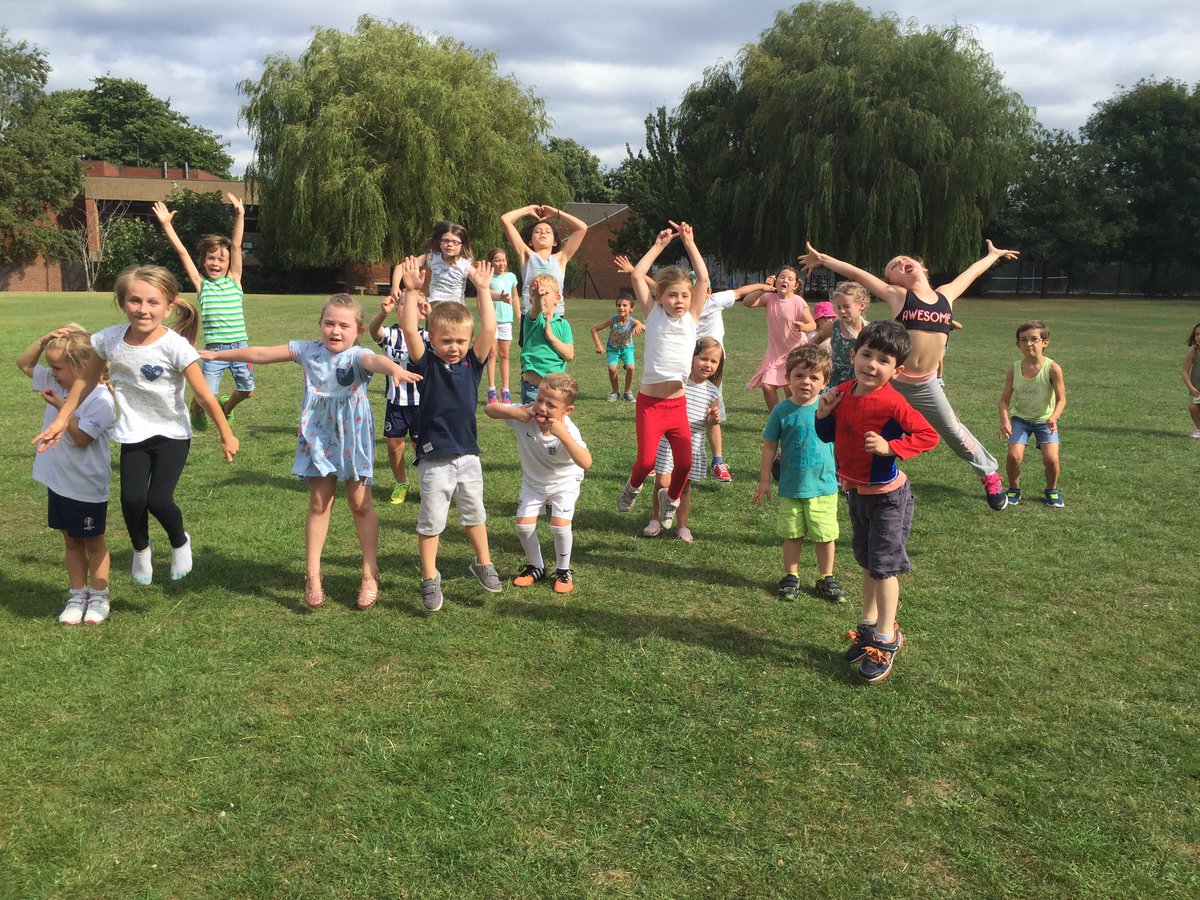 Active1st's tweet photo. Don't forget we're back on tomorrow with NEW TIMES!
9.30-10.30 Pre-school and Reception
10.30-12.00 Years 1-6
⚽️🎾🏀🏈 https://t.co/dE1LKBl98p