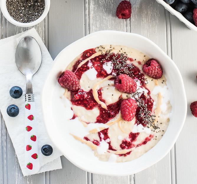 justvshow's tweet photo. Breakfast inspiration from @findingvegan, Peanut Butter Oatmeal! Recipe here: https://t.co/AGH1jeNg5N https://t.co/OpP2n97G8x