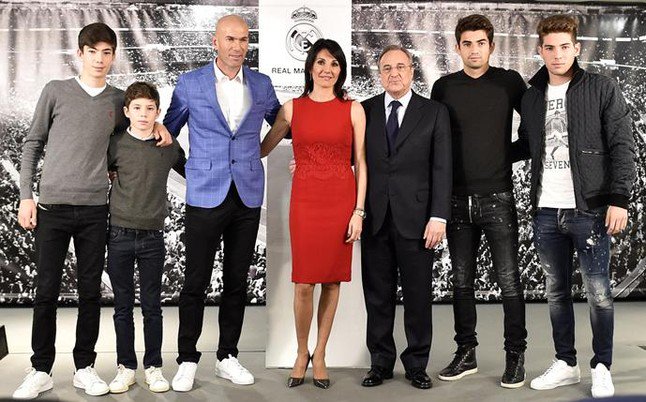 puntopelota's tweet photo. #ÚLTIMAHORA. El TAS concede la cautelar al Madrid y los hijos de Zidane podrán jugar https://t.co/zmJ8WRW6Ab https://t.co/07vvWEc13z