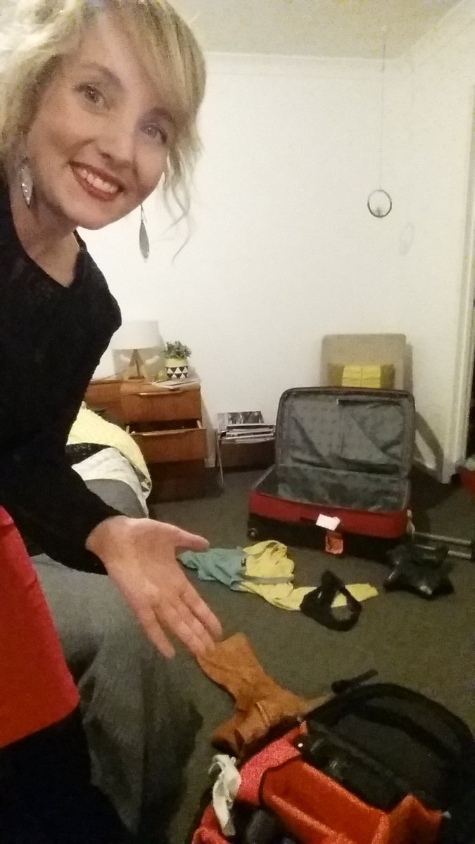 Out to learn about communicating in #thedigitalage tonight...#worklifebalance #gippsnews #laurenmurphyphotography