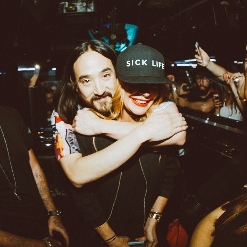 🤗🤗 https://t.co/4SEe5lt7cV