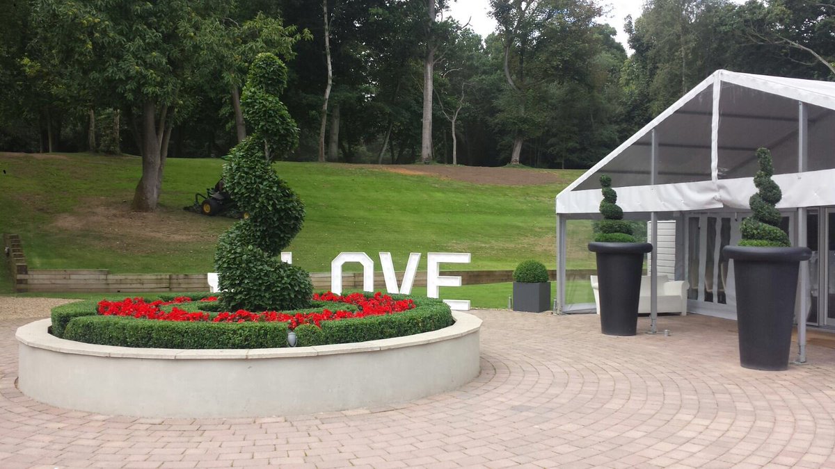 All #topiary trimmed and ready to go for a busy weekend <a href="/kesgravehall/">milsoms kesgravehall</a> 
#weddings #party <a href="/HangarKesgrave/">Hangar Kesgrave Hall</a>
