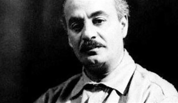 eqteb's tweet image. سافر ولا تخبر أحداً عش قصة حب صادقة ولا تخبر أحداً عش سعيداً ولا تخبر أحداً.. الناس يفسدون الأشياء الجميلة
•
- جبران