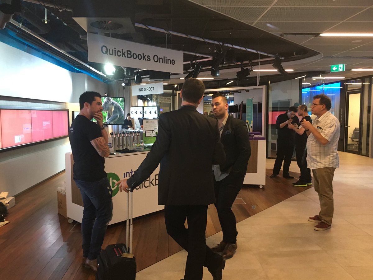 trent_mclaren's tweet photo. Epic day here at @cpaaustralia #cpataff we talked getting back 9 weeks through mobile #innovation @QuickBooksAU https://t.co/qtrOl97ewB