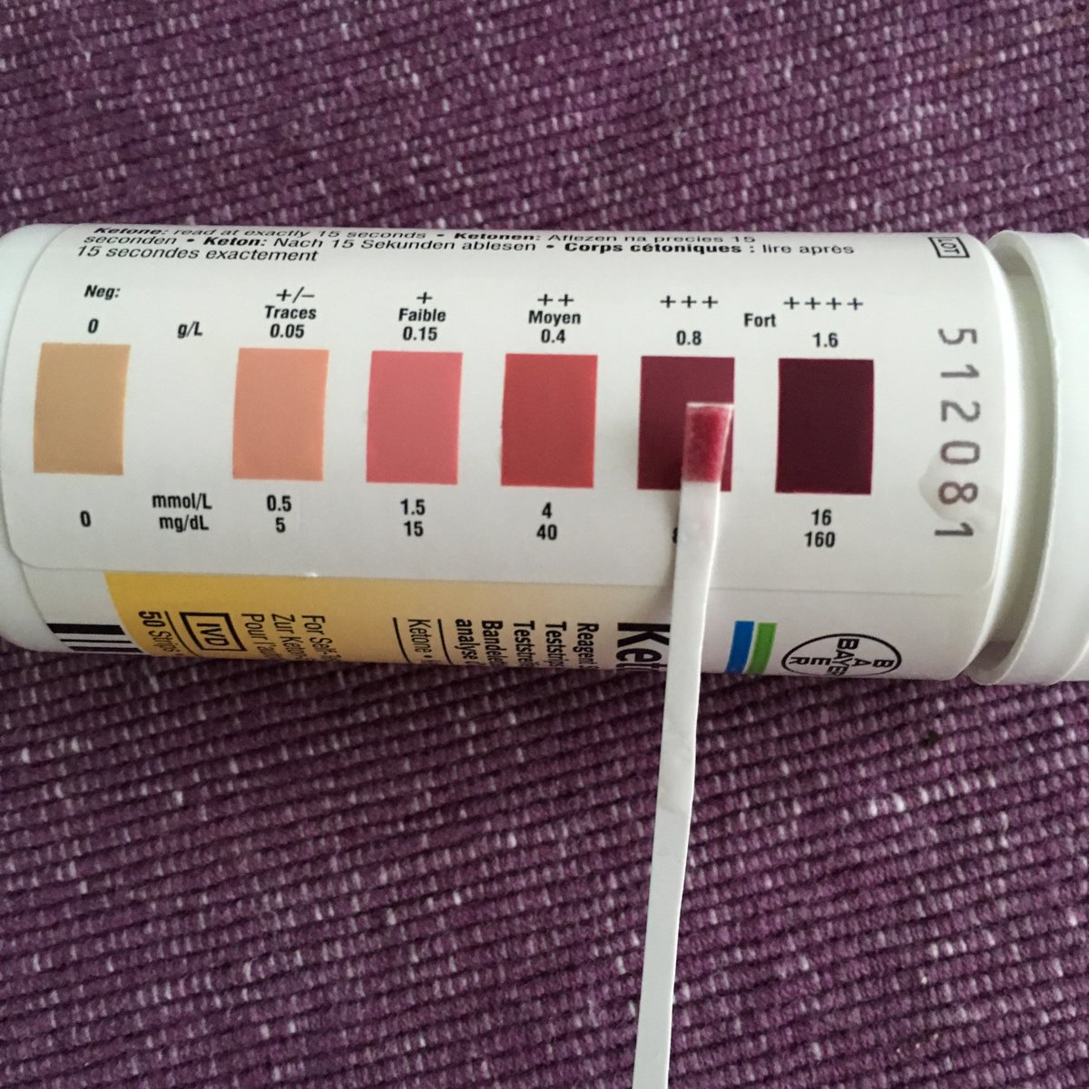 Nico 昨日のケトスティック 朝起きて直ぐは 寝てる間は食事をしてないのでケトン体が出やすく参考にならないと知る 昼に測定したけど ちゃんと出てたよケトン体 今日は夜に測定予定 ケトスティック ケトジェニックダイエット Nico 昨日のケトスティック 朝起きて直ぐは 寝てる間は食事をしてないのでケトン体が出やすく参考にならないと知る 昼に測定したけど ちゃんと出てたよケトン体 今日は夜に測定予定 ケトスティック ケトジェニックダイエット