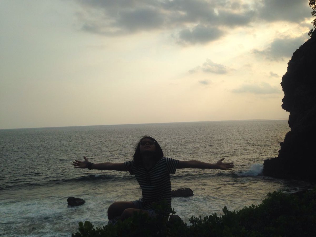 nyno_soewandi's tweet photo. Happiness will come to you when it comes from you. #JelasSetiapSaat @Samsung_ID https://t.co/CDv6TZ6o3U