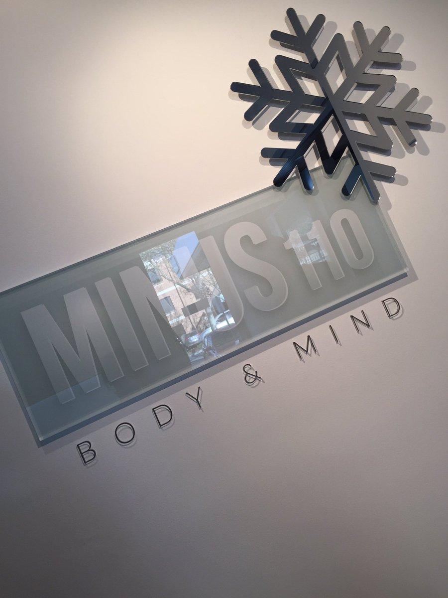 GiigiiFabulous's tweet photo. Time to get frozen! #cryotherapy #getfrozen #freezeme #socold @Minus110M #fkmeitscold https://t.co/rETSxiAIun