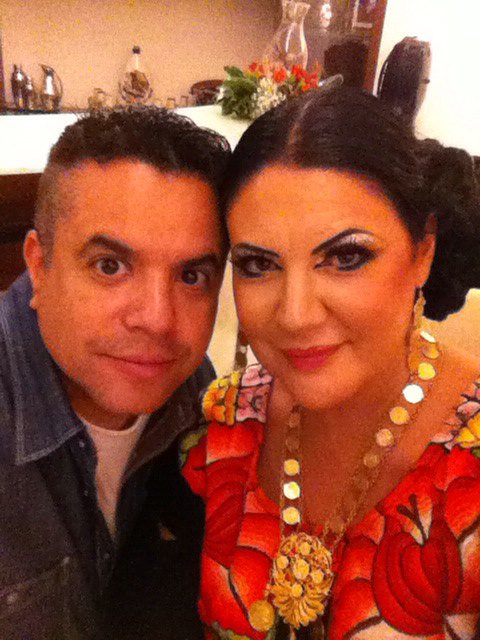 AvalosAle's tweet photo. 15 de Septiembre  @Mikaceoficial #hugojordan  UNO https://t.co/YIkxjBOwor
