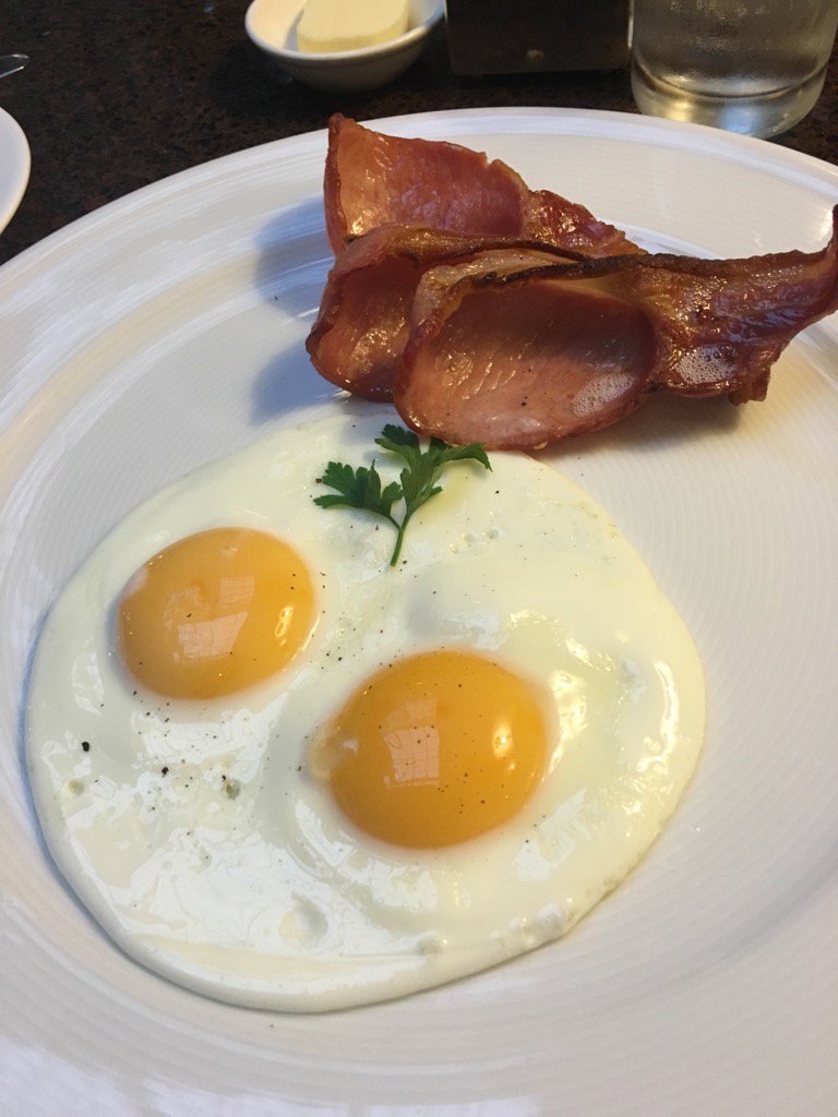 peterallenh's tweet photo. Great morning for breakfast @AubreyAllez  it will make your day https://t.co/20M7htsCRr