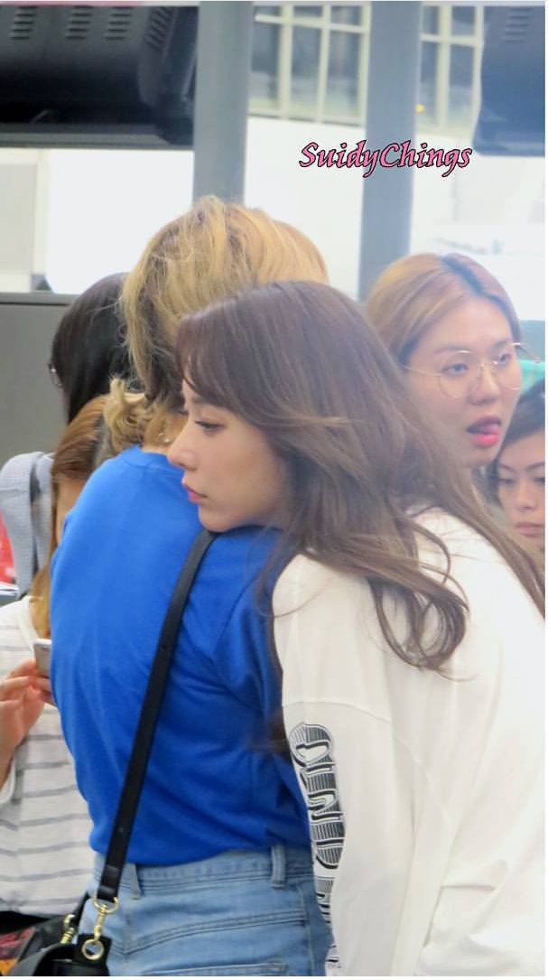 FRENCHDOUBLINGS's tweet photo. ◤ HD◢ AEROPORT D'INCHEON (15.09.16) ║.

☆ Les TWO X à l'aéroport d'Incheon, de retour de Hong-Kong. https://t.co/GNEzxtrblZ