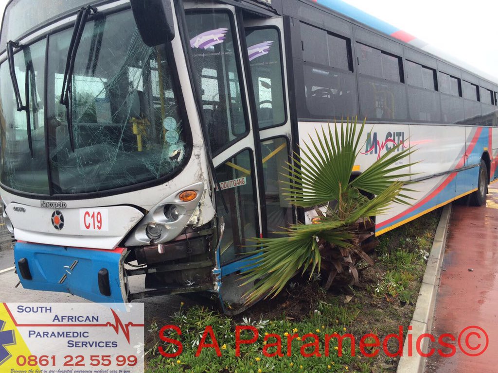 MVC bus vs car Omarumba and Computer Rd 1 patient <a href="/TrafficSA/">TrafficSA</a> <a href="/EWNTraffic/">EWN Traffic</a> <a href="/cptfrs/">CPT's Fire & Rescue</a> <a href="/WCHEMS/">Wojin Chems</a> <a href="/1SecondLater/">1Second</a> <a href="/ERSSA_WC/">ERS-SA</a>