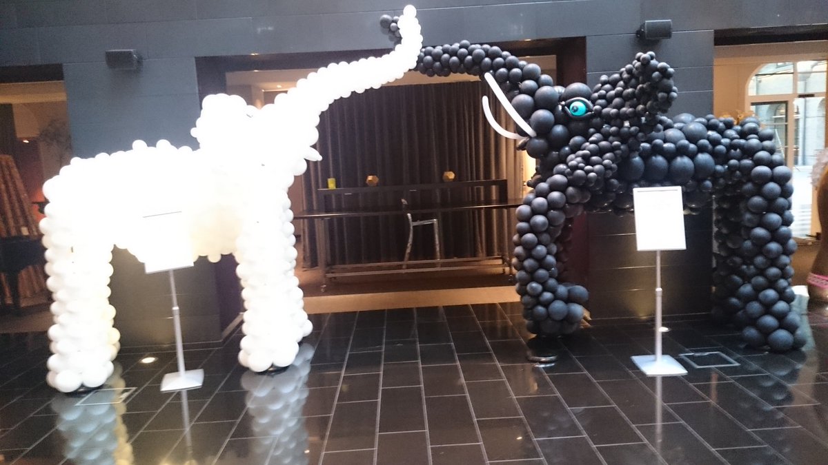 Lughsson's tweet photo. Thanks for hosting save the Elephant #Clarionpost #wwf https://t.co/eWONLA1rmj