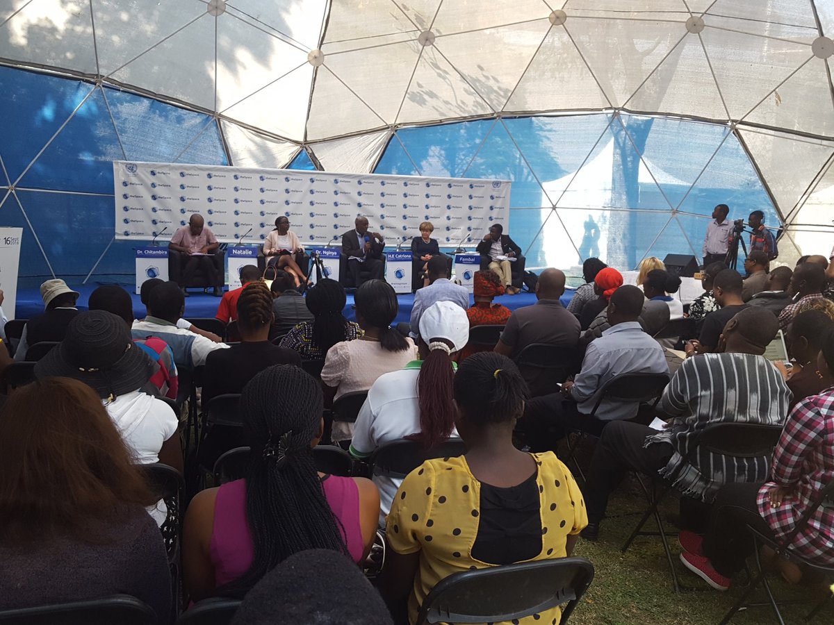 thespacezw's tweet photo. Are we at the fourth revolution asks @fambayi #reimagineZW @263Chat @Sam263Chat #futureofwork https://t.co/yKaKteJIxg