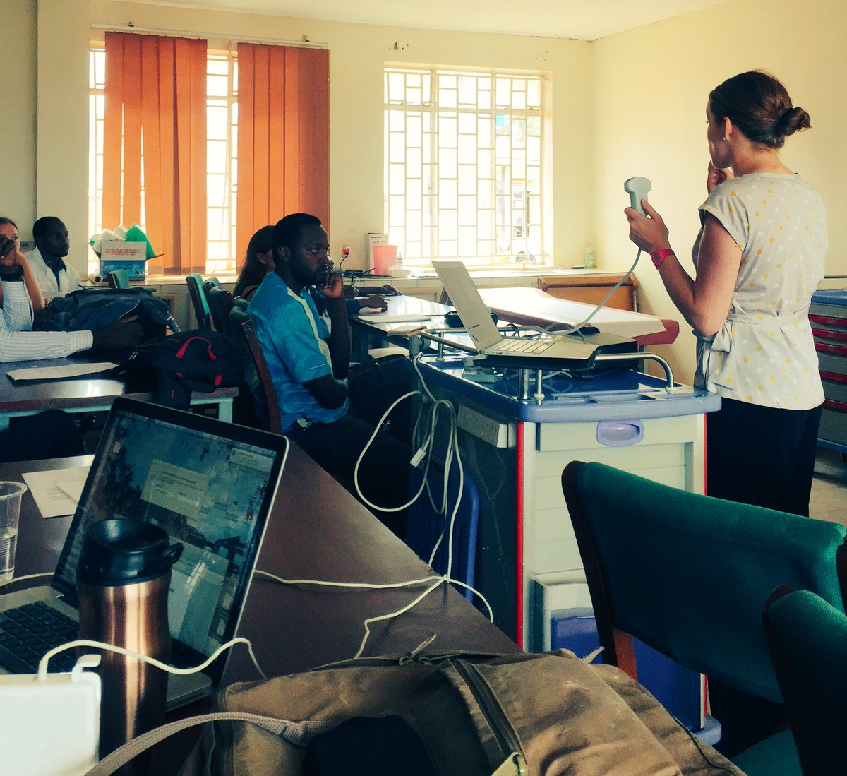 CBSkorpen's tweet photo. Back to basics! Day 2 in Uganda
#physics #POCUS #PURE @PURE_Updates #Uganda https://t.co/9UWyhgBgi0