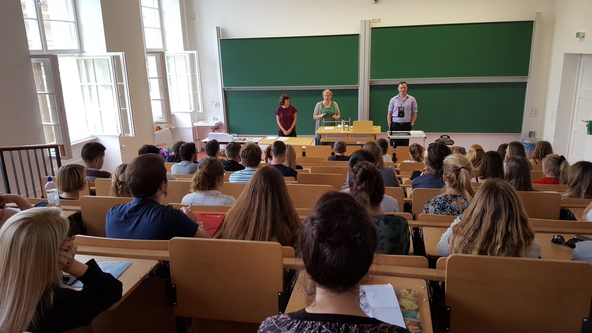 CourseOffice's tweet photo. So it begins... 30th Deutschlandkurs "Willkommen" #anniversary @unipotsdam https://t.co/QjLddjBlLk