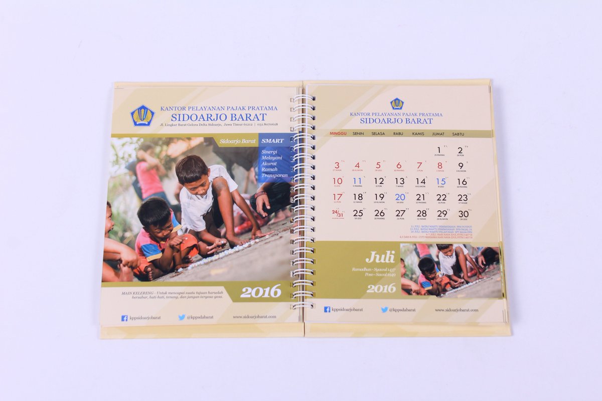 MatahatiYB's tweet photo. Agenda cover plong.
#matahaticreative #agenda #kppsidoarjo #spirals #artdesign #photography https://t.co/dKSNM9UUjw