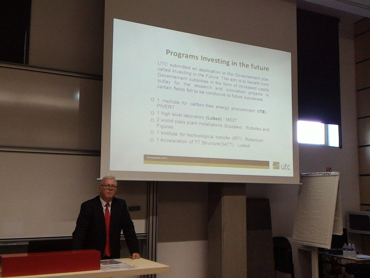 Andrea_L_Guerra's tweet photo. Alain Storck shows #investinginthefuture at #UTC #Pivert #M2ST #Robotex #Figures #Railenium #Lutech @utc_compiegne https://t.co/aalofM0aK8