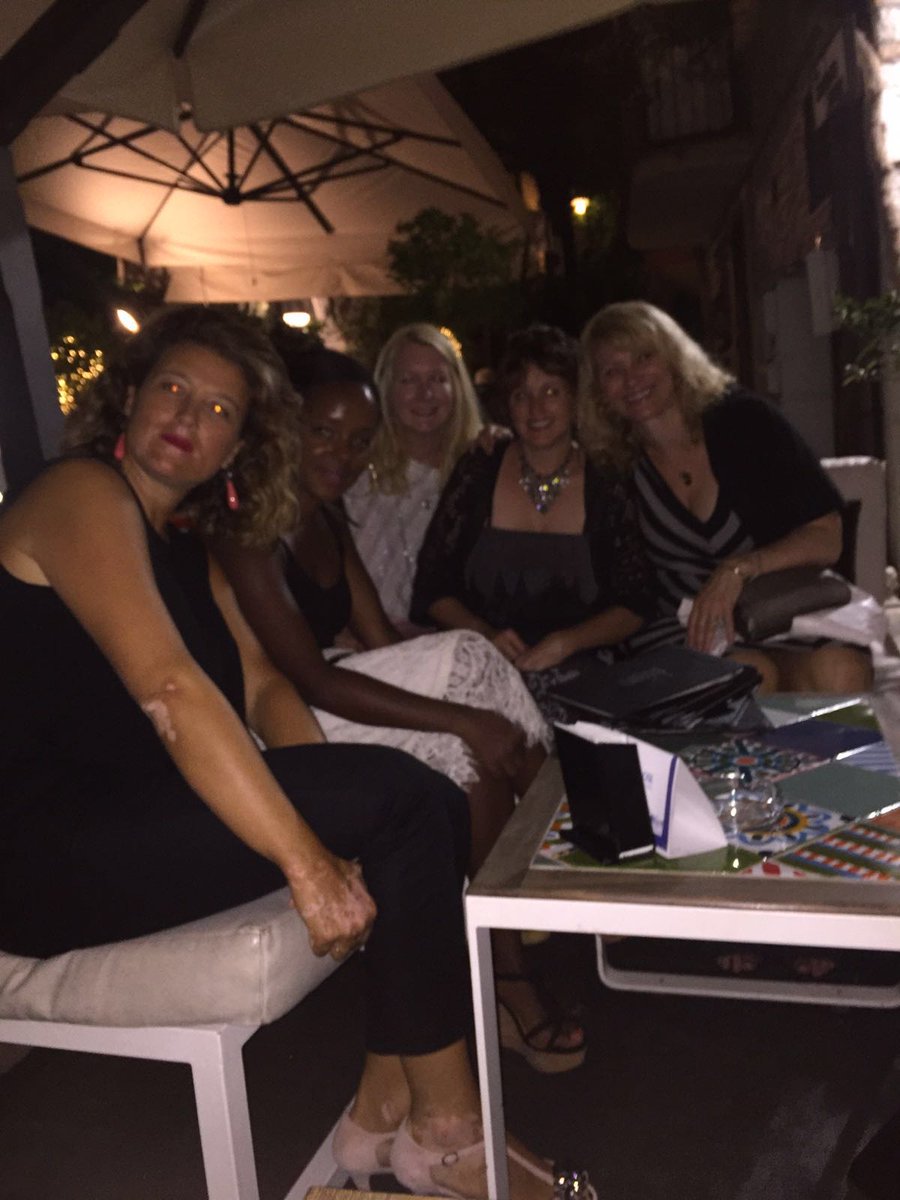 DocViniSicilia's tweet photo. #PressTour #SiciliaDoc #usa🇺🇸 : the last stop yesterday night in #Taormina with the wines of Cottanera winery! https://t.co/kAjk8P0u4n