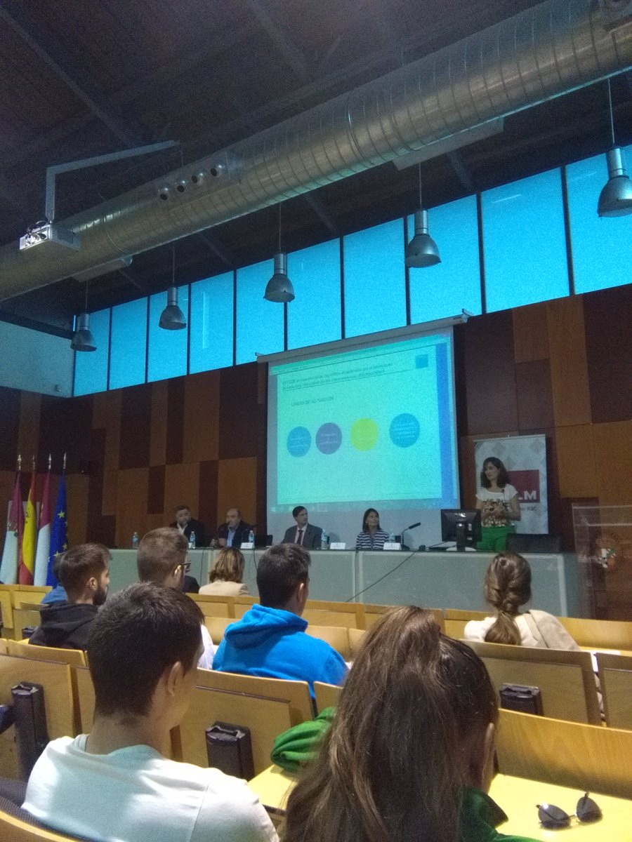 RscUclm's tweet photo. 2°día de curso sobre: Las organizaciones activas y saludables: ¿Son una moda o una necesidad para la sostenibilidad? https://t.co/zySUVAdYN0