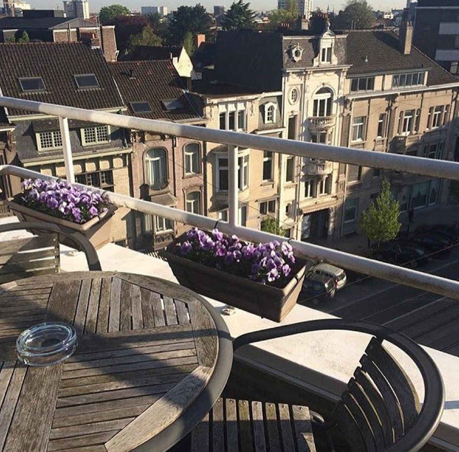 InGhent's tweet photo. Take a #relaxing #break from their busy daily lives at our  Chamade Gent #Hotel. https://t.co/y8tOrwvxu8