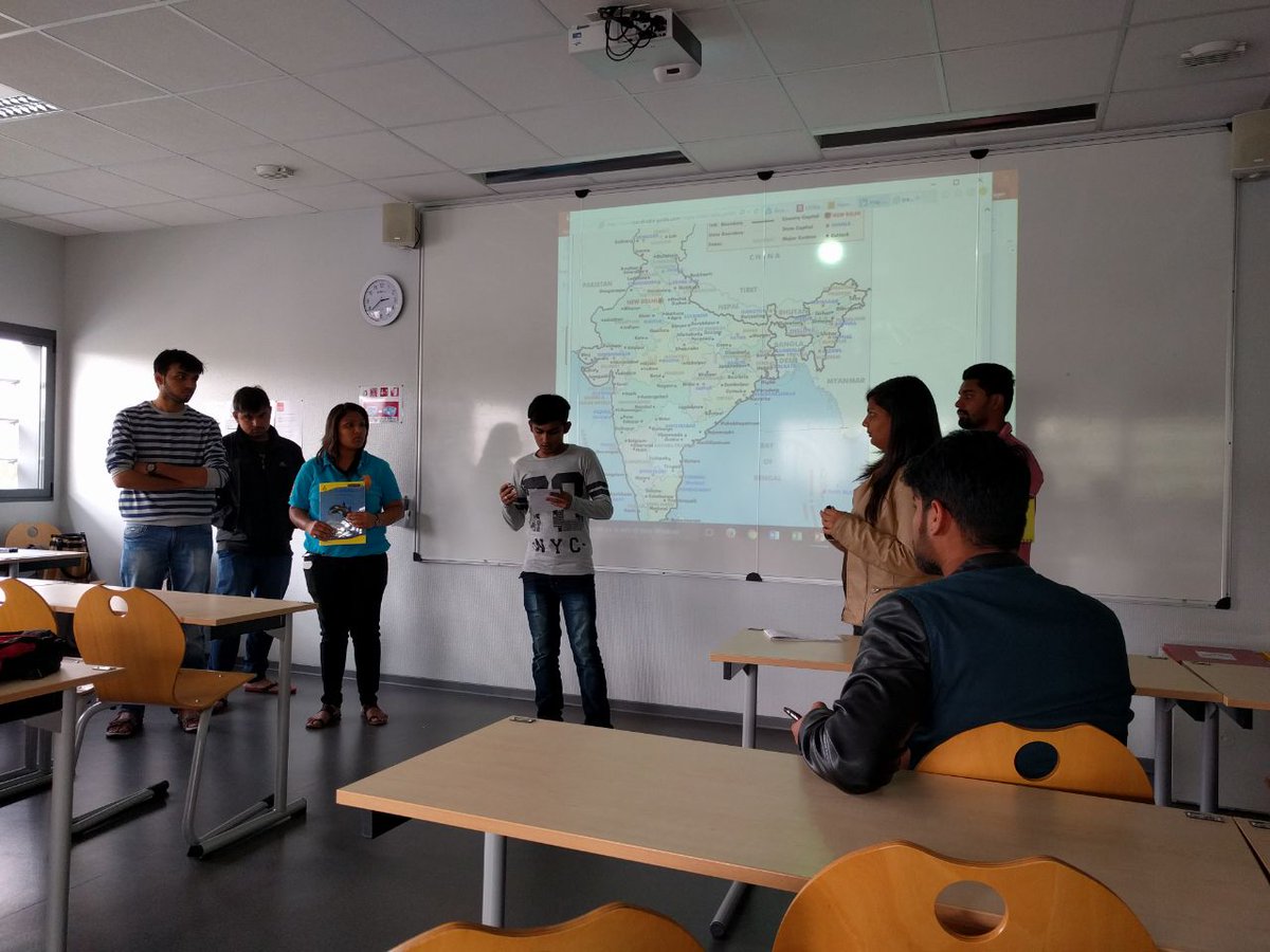 IilmInstitute's tweet photo. Students making the best of well equipped sessions @EMNormandie https://t.co/e5lq9dTGKm #GlobalStudyProgram #France https://t.co/2cv5F7krMj
