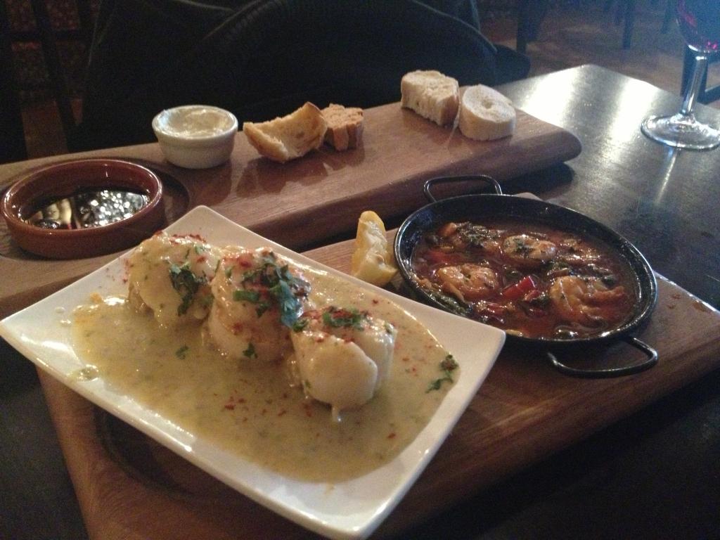 Fancy a date night filled with freshly cooked #Spanish #tapas? Call us on 029 2045 5955 to book 🌹🇪🇸 
#Cardiff