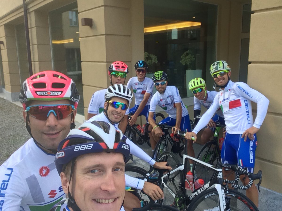 Buon giorno! <a href="/FabioAru1/">Fabio Aru</a> <a href="/DiegoUlissi/">Diego Ulissi</a> <a href="/sonnycolbrelli/">Sonny Colbrelli</a> <a href="/giovisco/">Giovanni Visconti</a> <a href="/GianniMoscon/">Gianni Moscon</a> @valerioconti93 <a href="/Davide_villella/">Davide Villella</a>