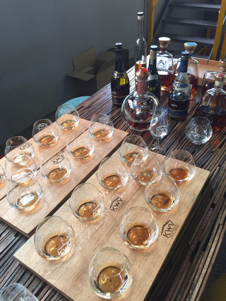 pdebod's tweet photo. A hard day's work!@Winbeebee @Danie_Pretorius @KWVBrandy @ilsedtoit @manmetdiepan https://t.co/g37VwU4ULz