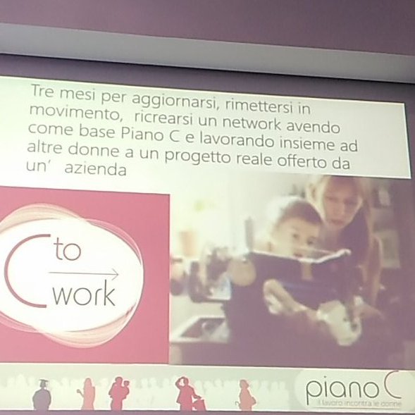 Tourett's tweet photo. Il nostro #CtoWork a #wis16! SofiaBorri lo racconta come esempio di coprogettazione e contaminazione @PianoC_Mi https://t.co/hk9hcnrZ4P