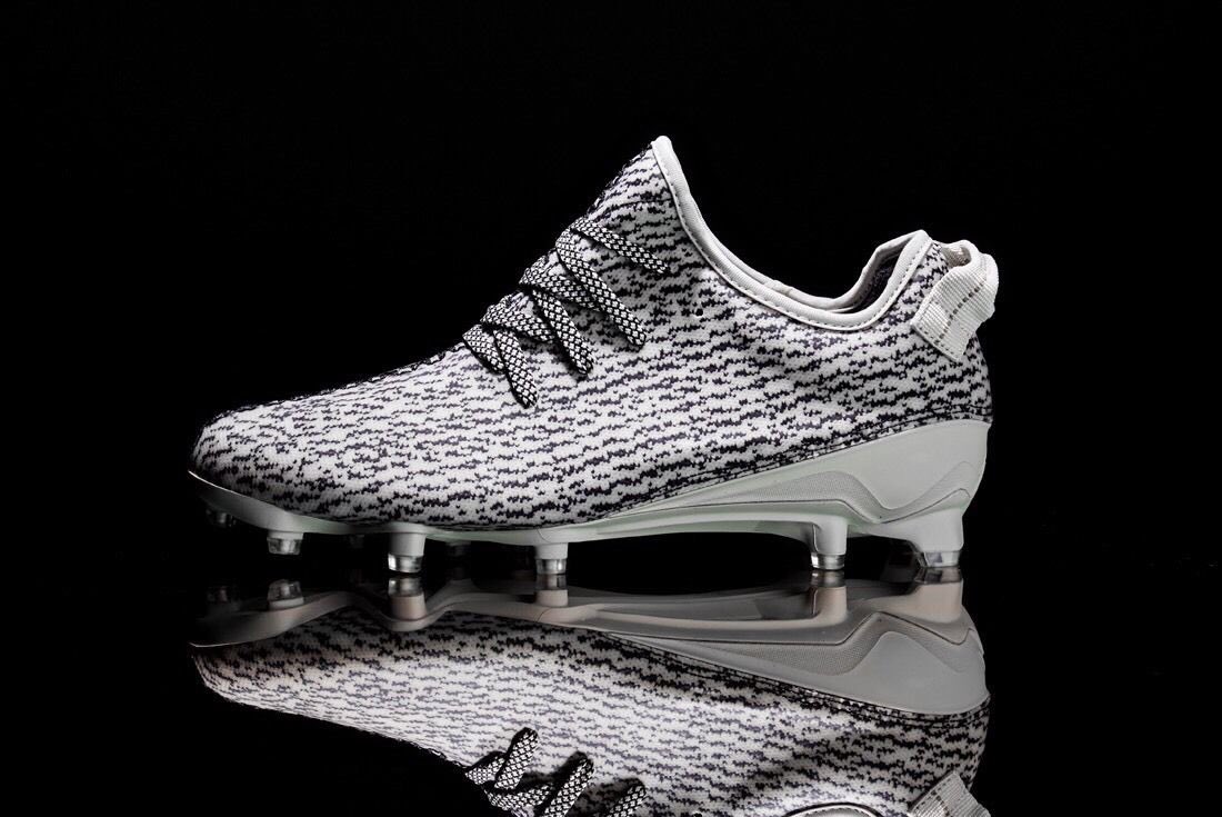 shoereup's tweet photo. Visit https://t.co/Vo3usLHoJn don't be late❗️ Adidas Yeezy 350 Cleat "Turtle Dove" 🔥🔥🔥 https://t.co/G3SMclDh5O