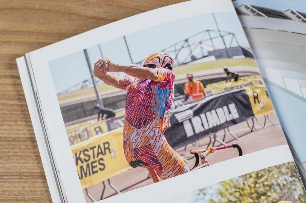 tornanti_cc's tweet photo. Stretching before racing is important! Stay tuned for more #tornantimag 📚
#rhcbcn4 #rhc #r… https://t.co/HR236eBqGi https://t.co/4kggdFz1DI