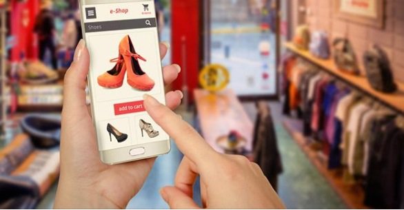 EmpixMultimedia's tweet photo. #Google lancia #ShoptheLook: cerca l’outfit e compralo https://t.co/PH8cjXHwWC via @ninjamarketing https://t.co/35X04FlHxi