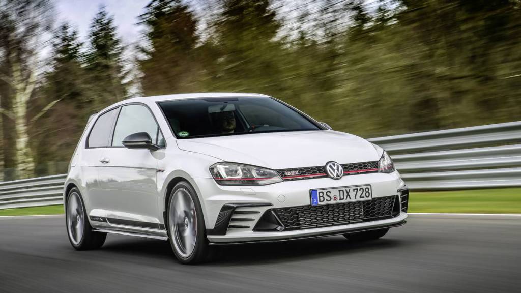 okcarmag's tweet photo. Volkswagen GTI is four-door only for 2018 https://t.co/hwdIpcfour https://t.co/JfJ2iB0ybo